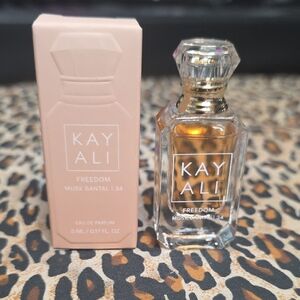 Kayali Freedom Musk Santal|34